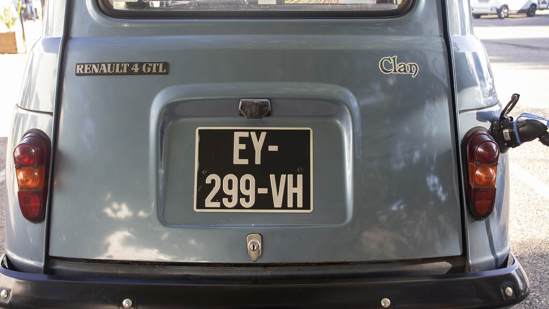 Renault 4 - R-Fit - Electric conversions for classic French cars